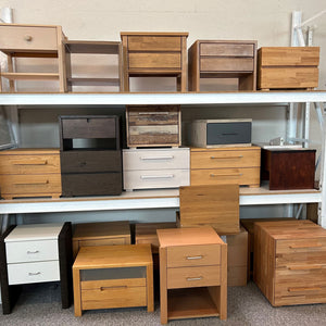 Große Auswahl an Nachtschränken ab 39,- € pro Stück