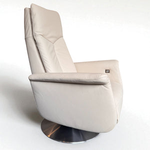 Relaxsessel Sam mit Aufstehhilfe – Echtleder Beige